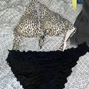 Leopard print bikini set